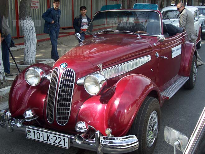 В Тегеране пройдет выставка классических автомобилей