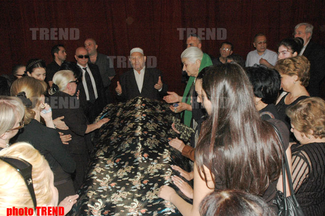 Агабека Султанова проводили в последний путь