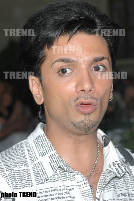 Певец Фаик Агаев требует извинений перед президентом страны…и перед собой лично