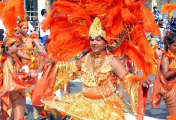 39 человек пострадали от взрыва пиротехники на кубинском карнавале