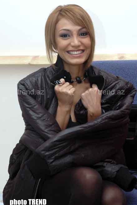 В следующем году я обязательно поеду на "Евровидение!", - азербайджанская певица Нура Сури