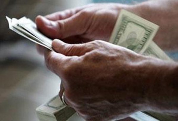 В Баку за незаконный обмен валюты задержаны пять человек