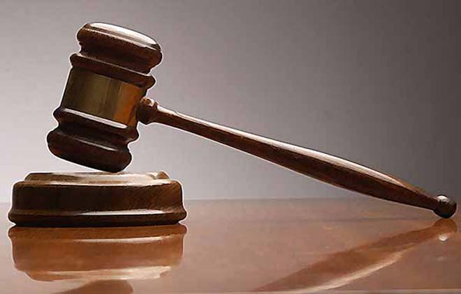 Суд в Турции разрешил демонстрантам забрасывать полицейских яйцами