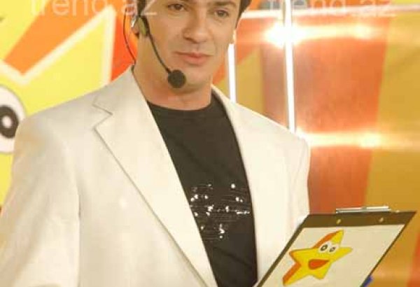 Заслуженный артист Азербайджана Акпер Ализаде устал ждать предложений