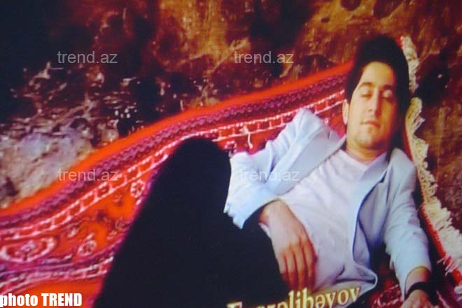 Творческий подарок от азербайджанского певца Нурлана Новрасли (видео+фотосессия)