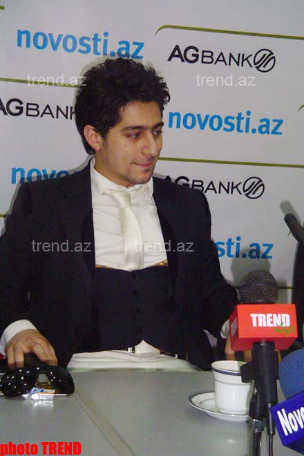 Творческий подарок от азербайджанского певца Нурлана Новрасли (видео+фотосессия)