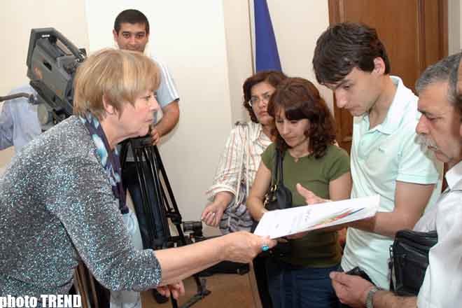 Юбилейный кинофестиваль "Восток-Запад" готовится открыть свои двери