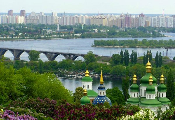 Представители правящей партии Азербайджана отправились в Украину