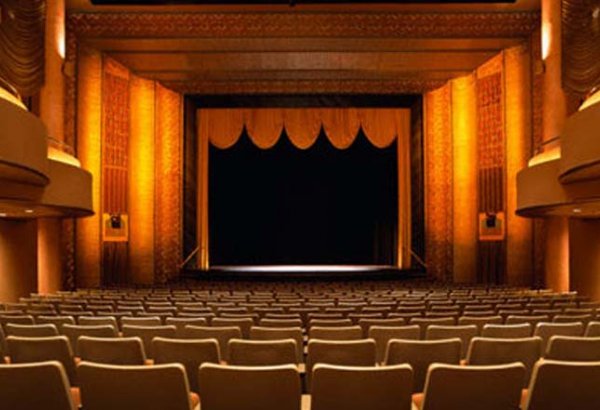 В Баку создан Театр эстрады