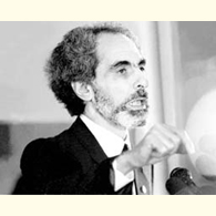 Могила Эльчибея расколола его семью