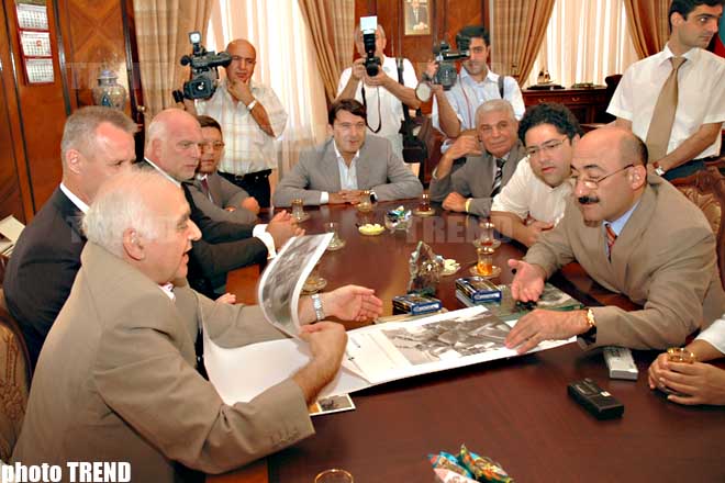 О пазлах, филармонии и не только на встрече министра культуры и туризма Абульфаса Гараева и делегации из Свердловской области