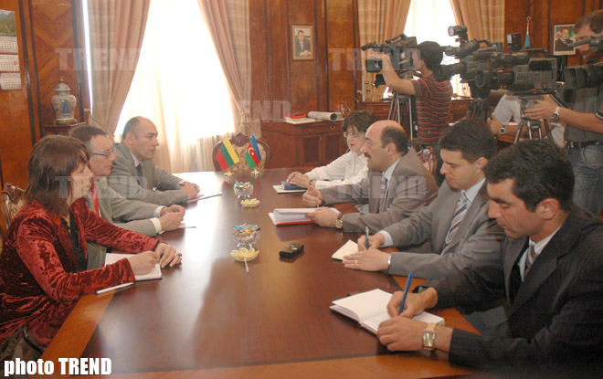 Министр культуры Литвы пригласил Абульфаса Гараева в Вильнюс