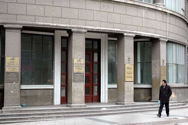 В Баку открылась выставка иранских художников