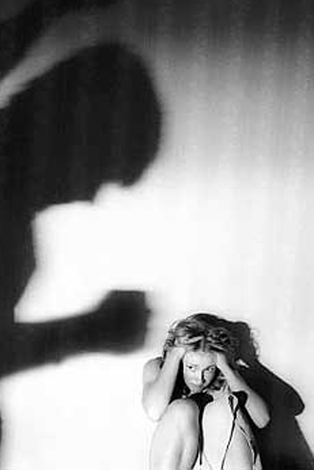 Детское насилие: открываем тему