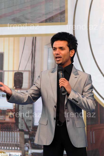 Народному артисту Азербайджана Фаику Агаеву 55 лет!