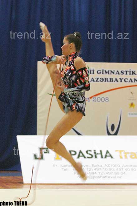 Гимнастка Динара Гиматова захватила лидерство в чемпионате Азербайджана (видео)