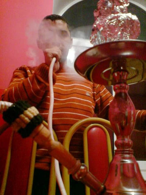 Ученые развеяли миф о безопасности кальянов