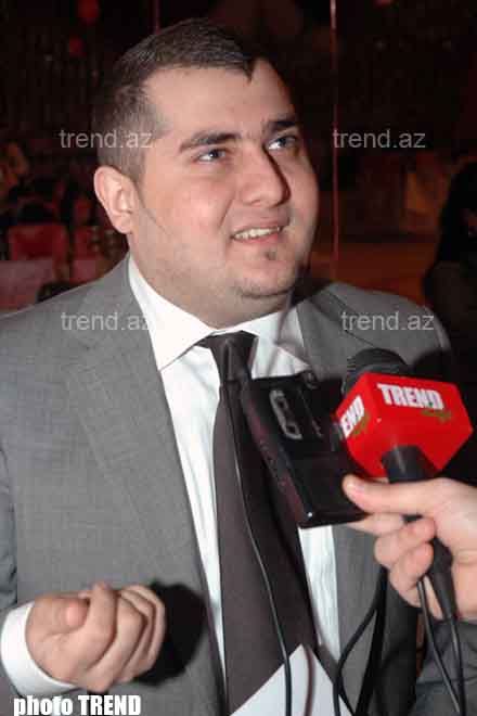 Азербайджанского композитора Мурада Арифа поймали на плагиате?