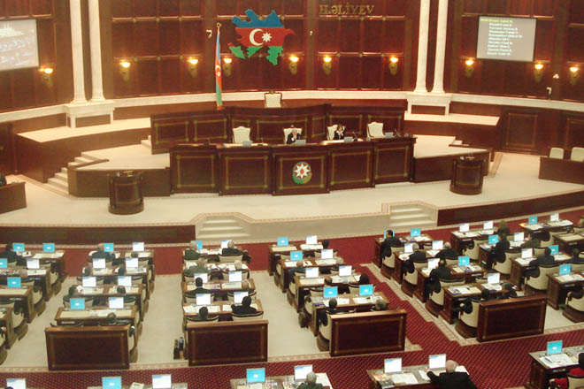 Парламент Азербайджана утвердит проект госбюджета на 2012 год 6 декабря