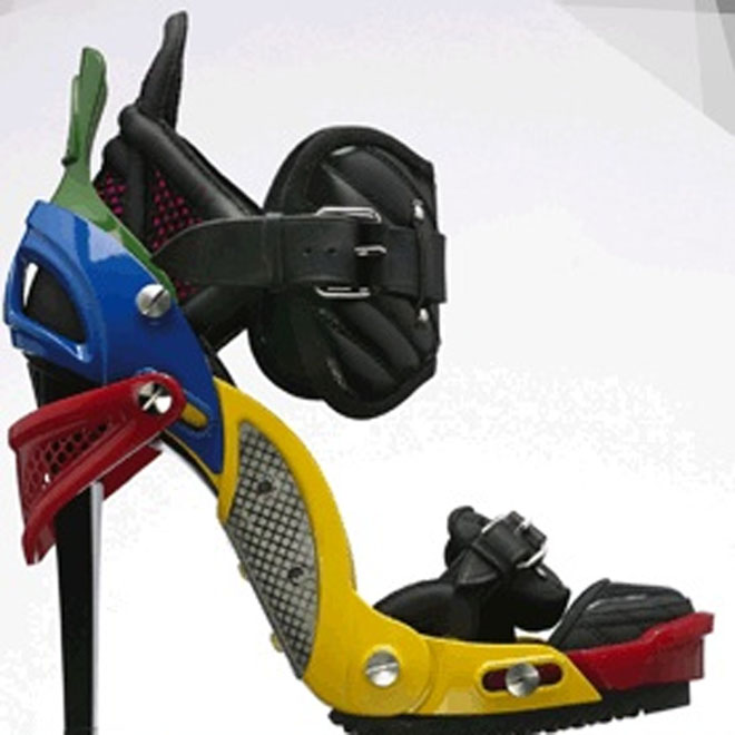 Новая мода: Кроссовки на шпильке