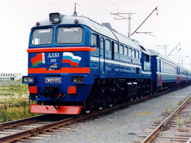 Один из машинистов столкнувшихся в Бельгии поездов выжил - СМИ