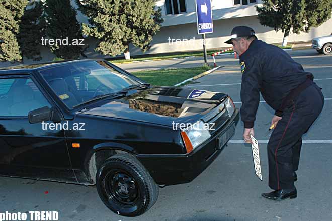Автохулиганы на улицах Баку - студенты и женщины (видео)