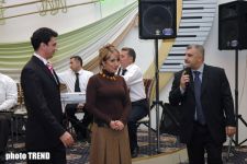 Певица Лала Мамедова день рождения годовалой дочери отметила роскошным банкетом