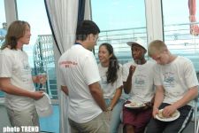 "Море друзей" приплыли в Яхт-клуб