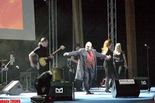 Концерты Демиса Руссоса в Баку, или Виниловый сплит с группой "Гая"  (ФОТО)