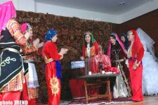 Заслуженная артистка Азербайджана Тунзаля Алиева - обряд нанесения хны (фотосессия)