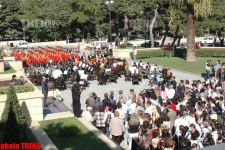 По случаю Дня музыки в Парке фонтанов прошел концерт