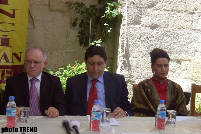 Кавказская Исламская армия певицы Азерин  (фотосессия)