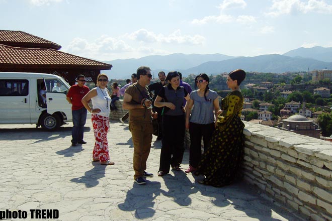 Кавказская Исламская армия певицы Азерин  (фотосессия)
