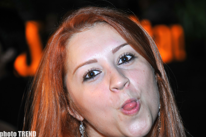 Азербайджанские певцы удостоились дурацких титулов (фотосессия)