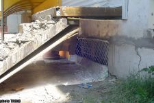 ИВ Наримановского района города Баку выдает липовые документы без печати и без разрешения МЧС ( видео)