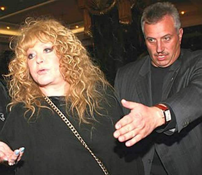 Сколько платят знаменитости своим телохранителям