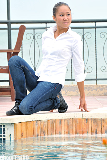 Азербайджанские гимнастки Алия Гараева и Динара Гиматова любят кататься с водяных горок (видео-фотосессия)