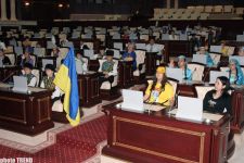 Воспитанники детских домов Азербайджана сядут в депутатское кресло (фотосессия)