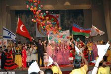 Воспитанники детских домов Азербайджана сядут в депутатское кресло (фотосессия)