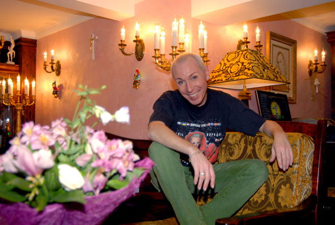 Я был калекой и голодал - российский пародист Александр Песков (фотосессия)