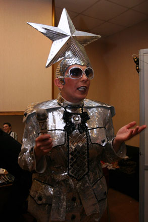 Я был калекой и голодал - российский пародист Александр Песков (фотосессия)