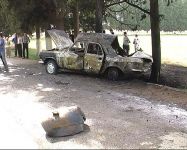 В Гяндже взорвался автомобиль (фотосессия)