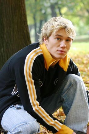 Когда мы выступаем там, где есть азербайджанцы, то всегда чувствуем теплоту сердец – российский певец Антон Зацепин