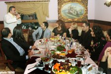 Азербайджанский мейханачы Намик Гарачухурлу стал продюсером свадебного певца Видади Бардали (видео)