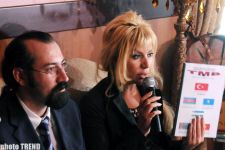 Народная артистка Азербайджана Бриллиант Дадашова будет бесплатно раскручивать певцов на TMВ TV (видео+фотосессия)