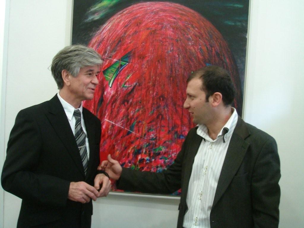 Немецкий художник представил в Берлине картину о Карабахском конфликте (фотосессия)