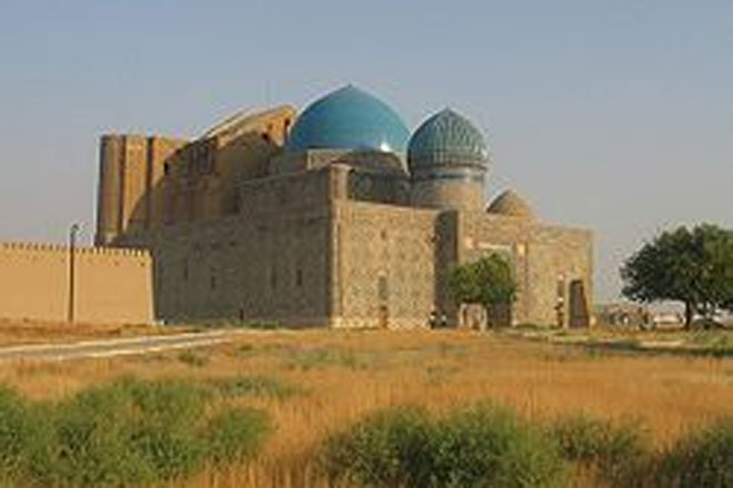 Тюрки всех стран объединяются "под флагом" суфийского поэта