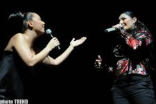 Хочу остаться в Баку навсегда - турецкая певица Эбру Гюндеш (фотосессия, видео)