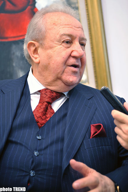 Таир Салахов все еще смотрит на красивых девушек - народный художник России Зураб Церетели