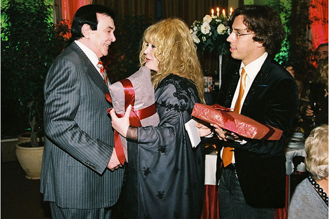 Алла Пугачева ушла со сцены по совету Муслима Магомаева